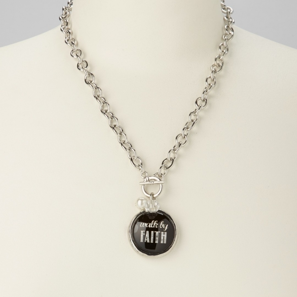 ⚘️NWT MOTIVATIONAL NECKLACE - Picture 1 of 10